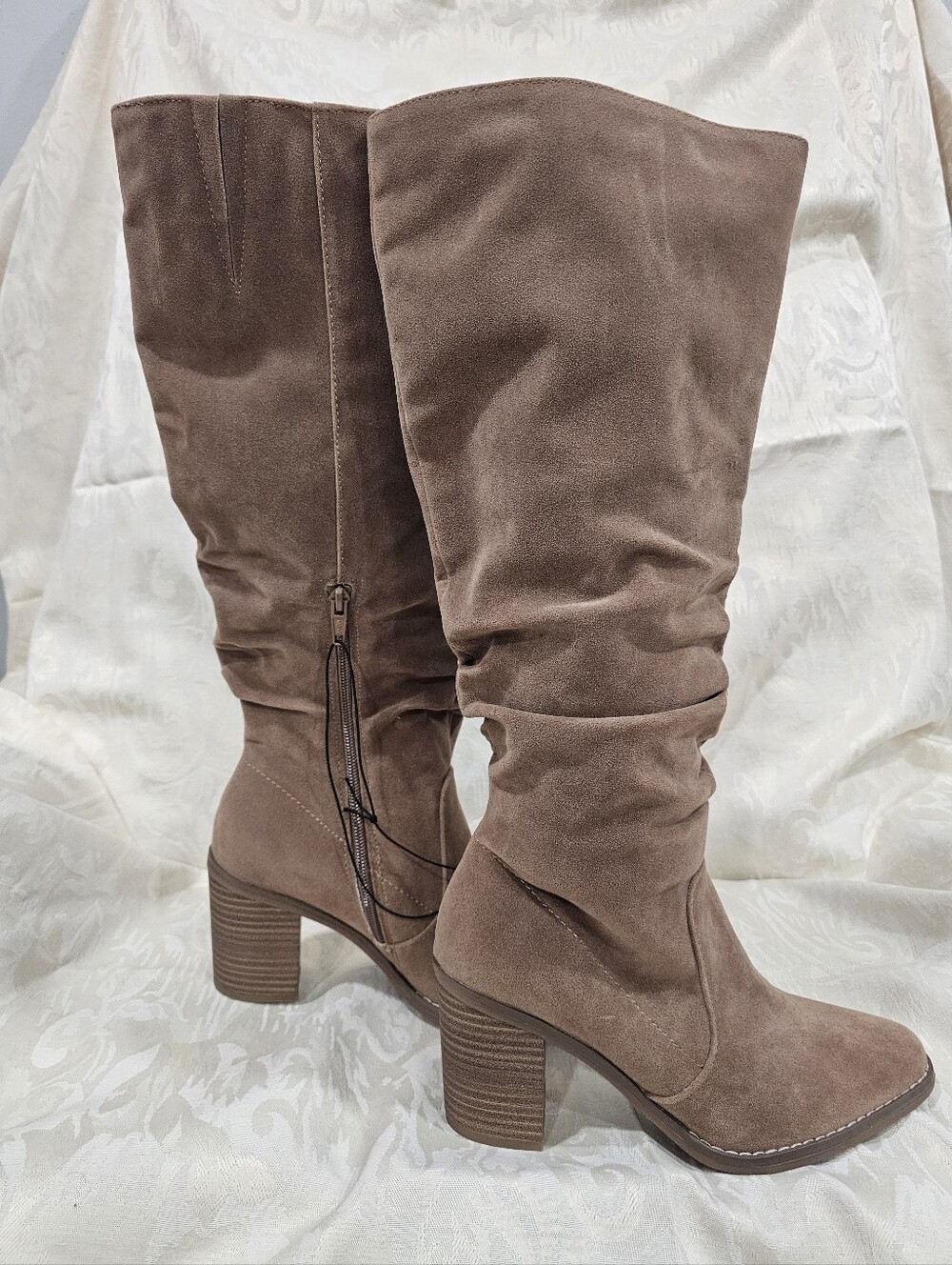 Universal Thread Mauve Brown Block Heel Ankle Boots